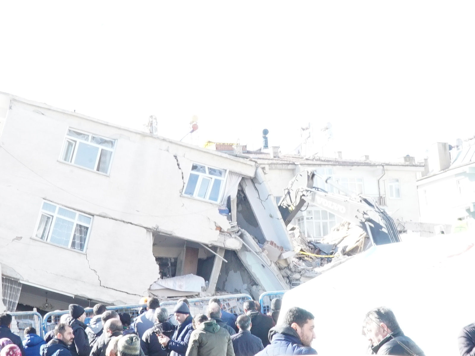 Elazığ Ve Malatya Depremi | Fotoğrtaflar